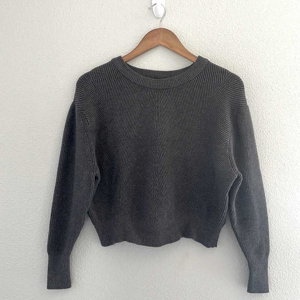 Zara Ribbed Cropped Sweater